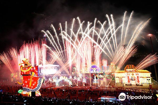 River Hongbao | Singapore
