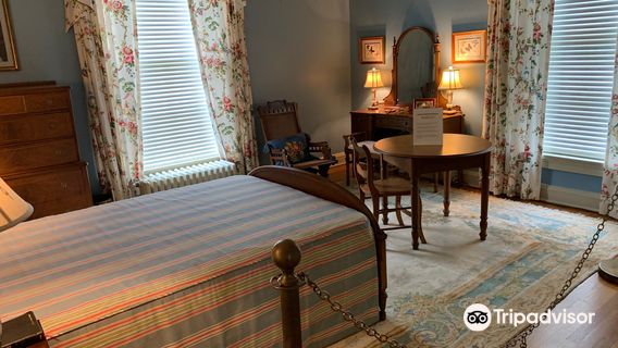 Old Governor's Mansion