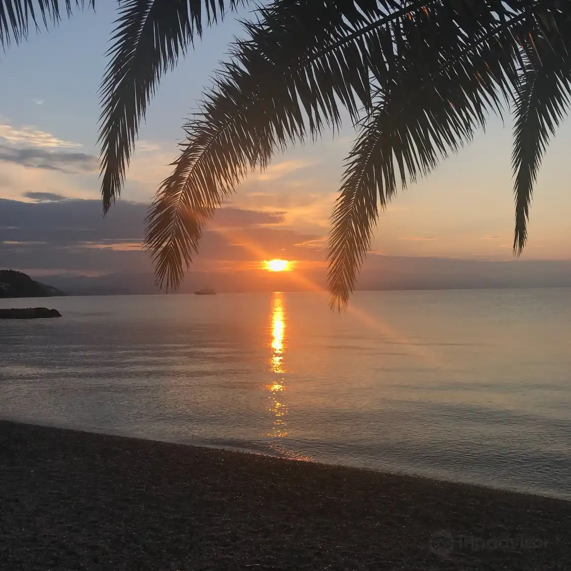 Hotel in zona Ipsos Beach