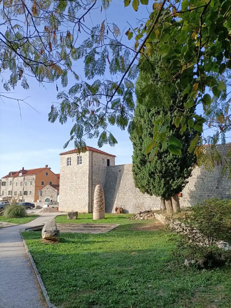 Ston