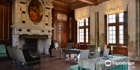 Chateau de Flecheres