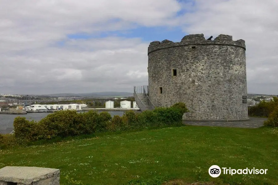 Mount Batten Tower