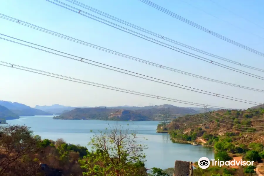 Manchanabele Dam