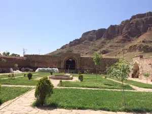 Khajeh Nazar Caravansaray