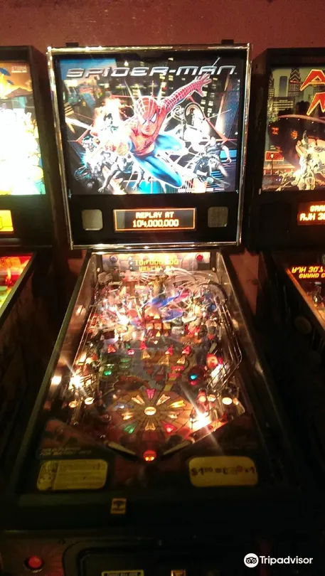 1_Pinball Pete's