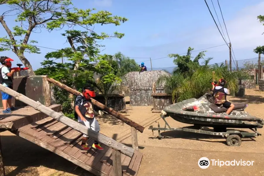 District 9 - Paintball in Tenerife