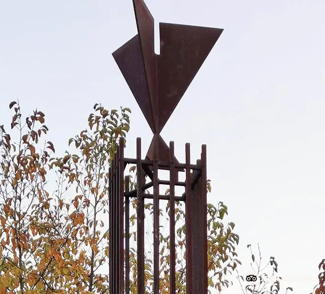 Monument Bevrijde Vogel