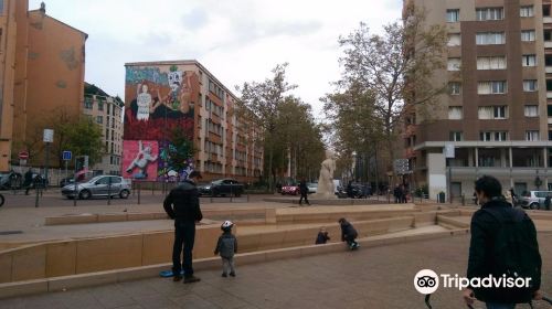 Place des Tapis