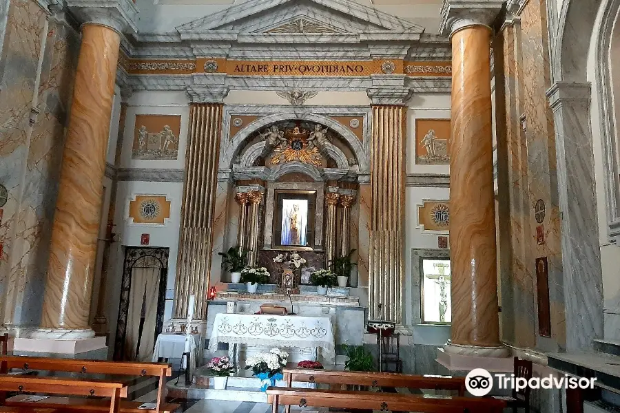 Santuario Madonna Dei Bisognosi