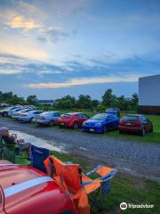 Warwick Drive-In Theater