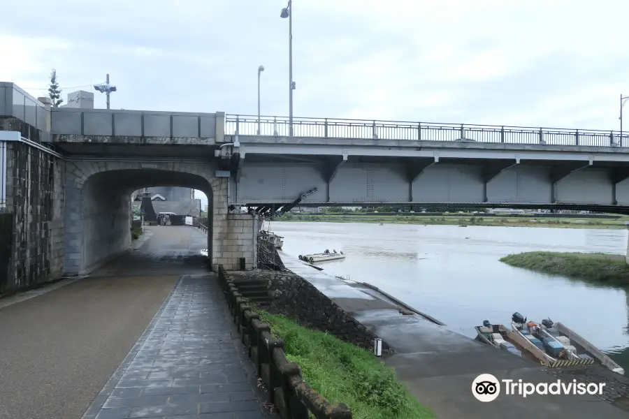 Nagara Bridge