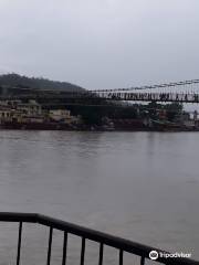 Lakshman Jhula Bridge