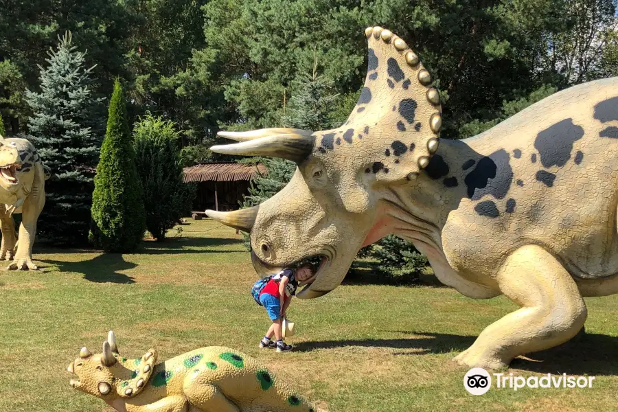 Jurajski Park Dinozaurów (Muzeum Dziejów Ziemi) - Najlepszy Rodzinny Park Rozrywki na Podlasiu!