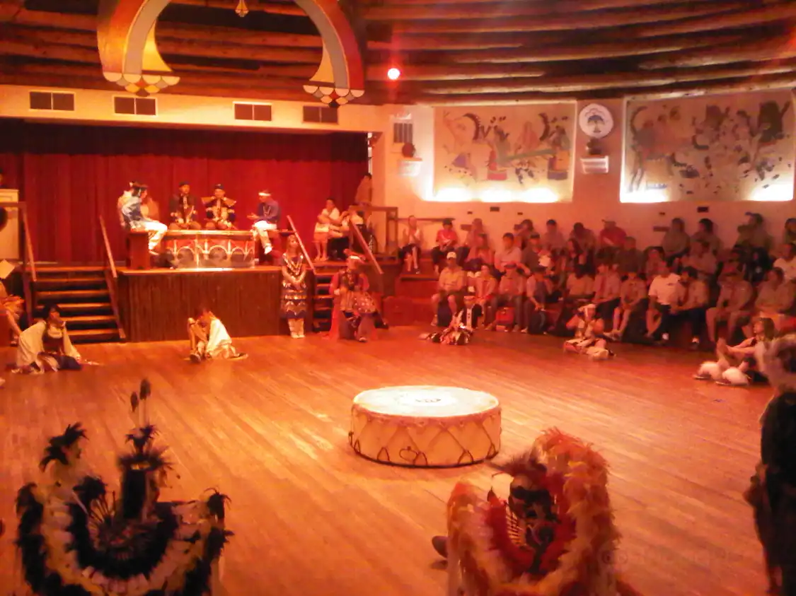 Hotels near Koshare Indian Museum