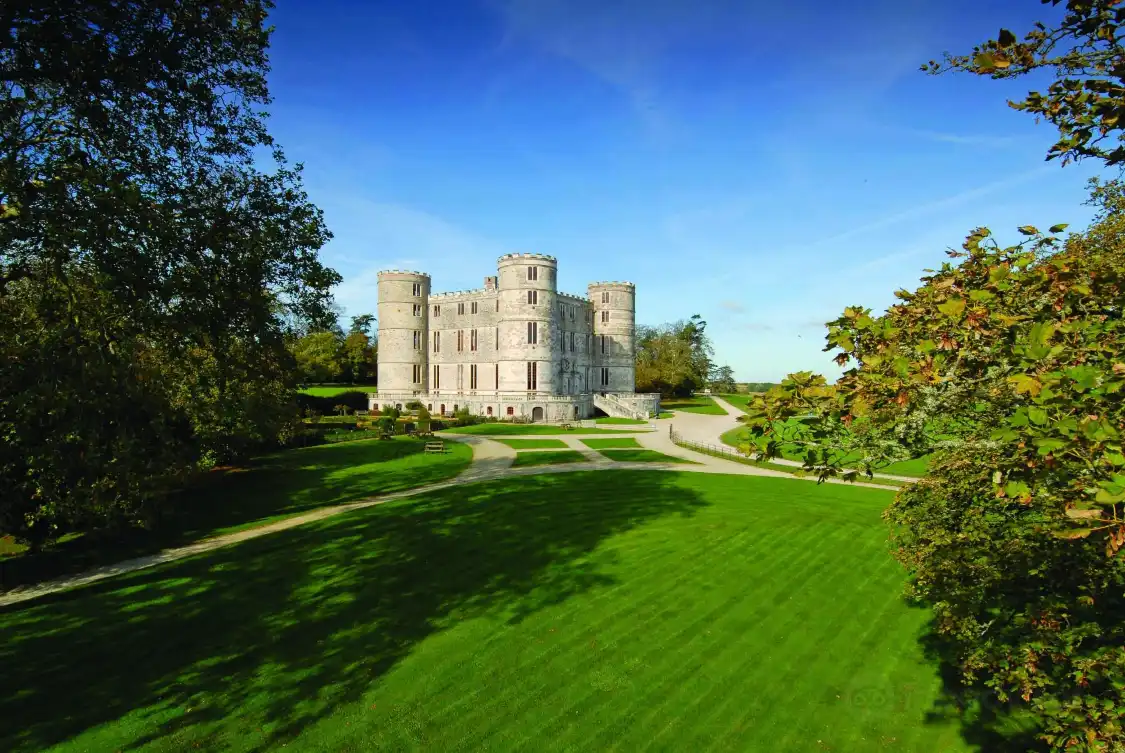 Hotels near Lulworth Castle Wareham