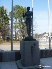 Hana Kammuri Statue