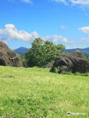 Oshitoishi Hill