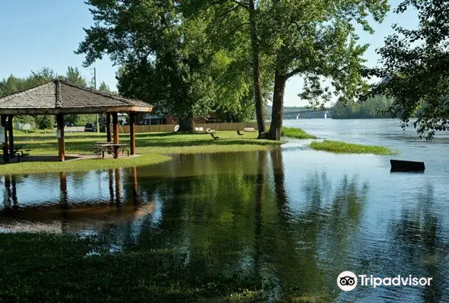 Paddlewheel Park