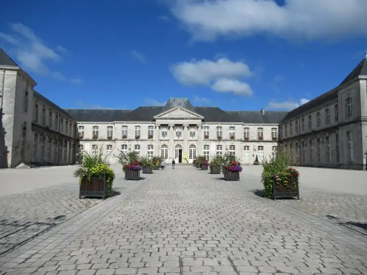 Hôtels à : Commercy