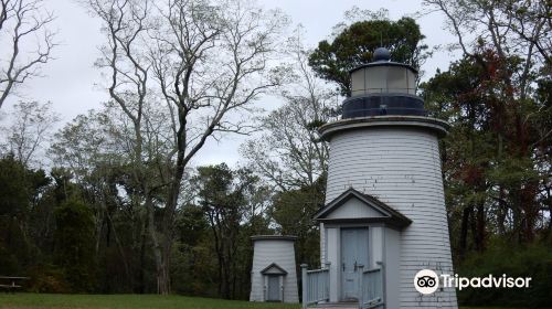 Three Sisters Lighthouses