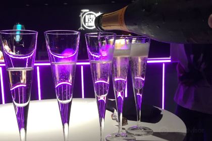 Live Band Karaoke Bar Real Kara