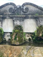 Fontaine aux Trois Masques