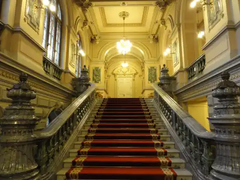 Hotels near Cotroceni Palace (Palatul Cotroceni)