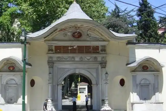Hoteles cerca de Bab-i Ali Kapisi