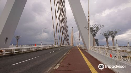 青森灣大橋