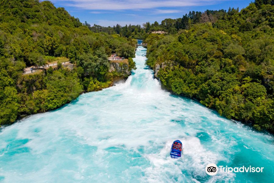 Port Moresby to Taupo Flights