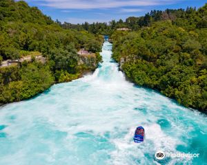 香港-陶波 機票酒店 自由行