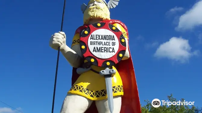 2_Big Ole Viking Statue