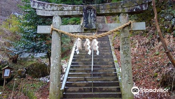 Yametsuhime Shrine