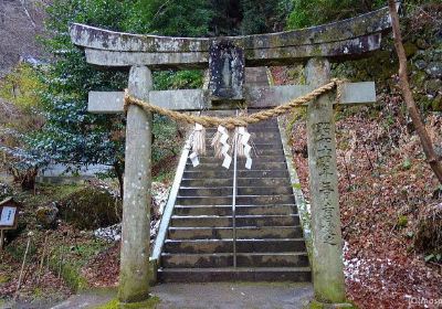 Yametsuhime Shrine