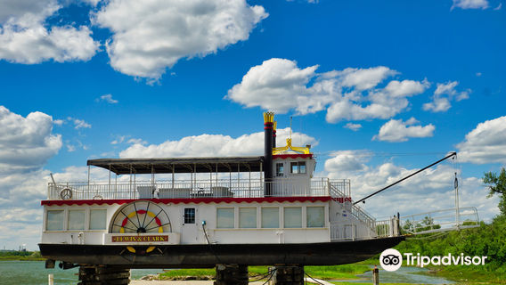 Lewis and Clark Riverboat