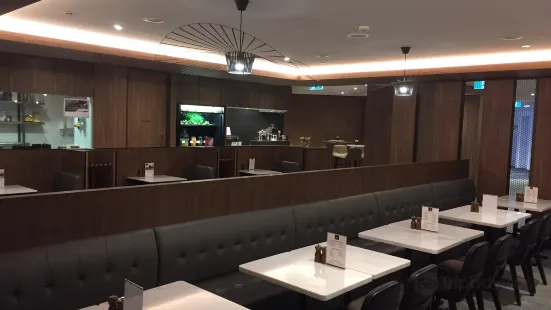 Plaza Premium Lounge Melbourne (International Departures, Terminal 2)