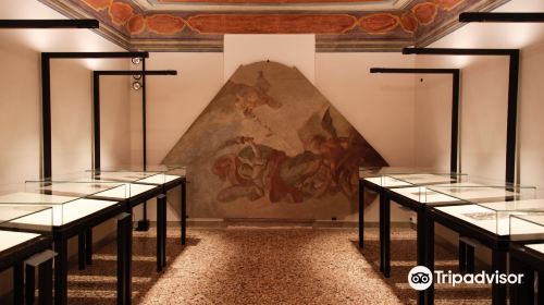 Palazzo Sturm - Museo della Ceramica G. Roi e della Stampa Remondini