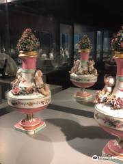 Kiyosato Porcelain Museum