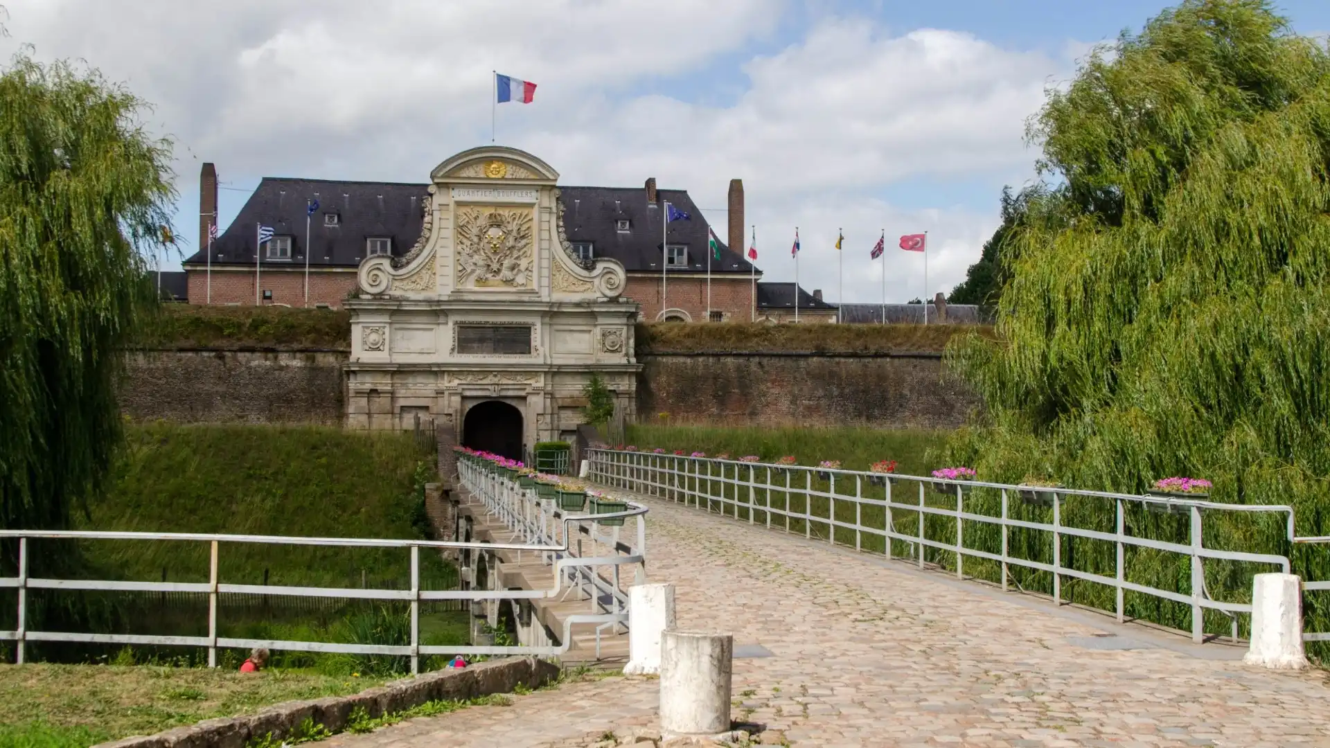 Hotels near Citadel of Lille