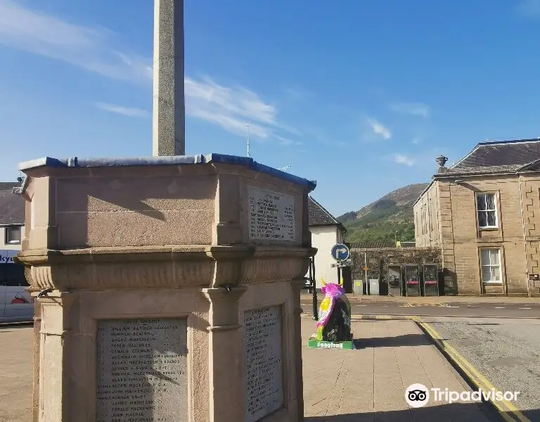 Somerled Square War Memorial