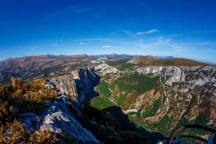 Hotels in La Palud-sur-Verdon