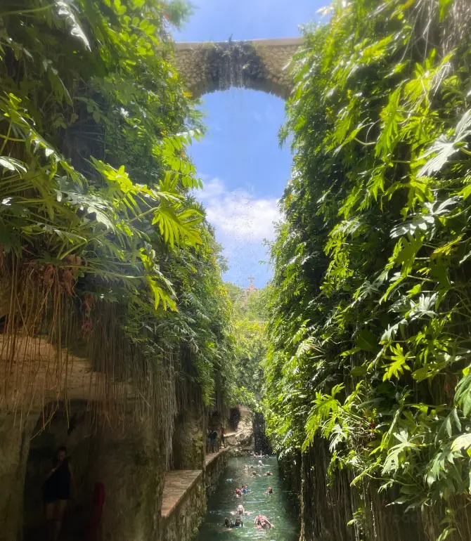 阿巴拉
