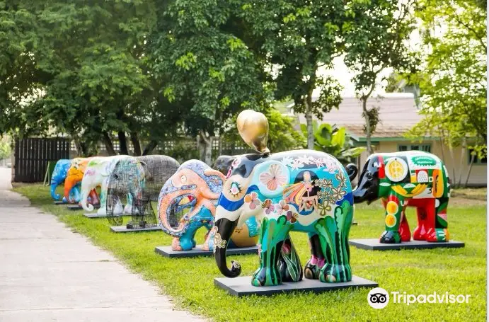 Elephant Parade Land