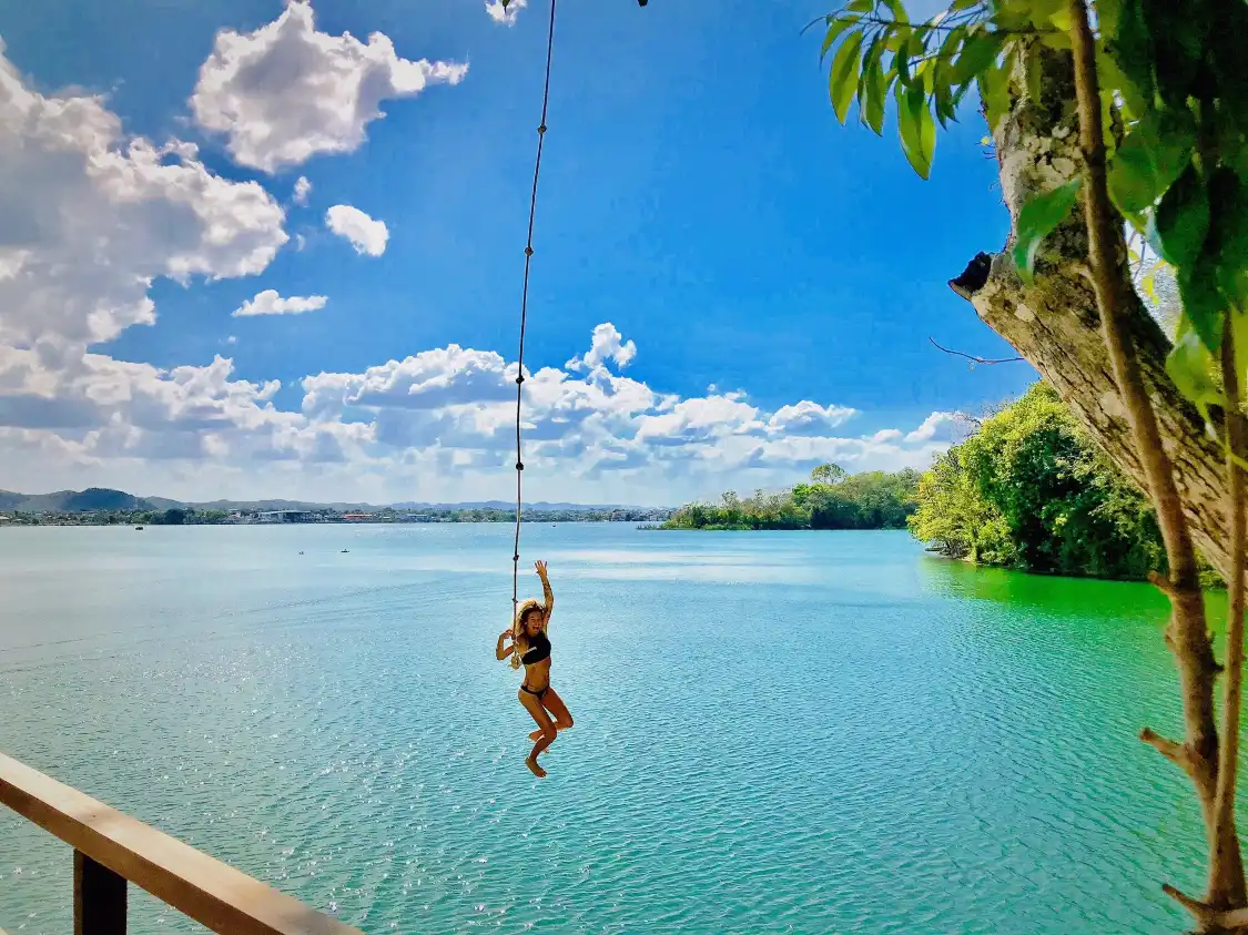 Hotels near Jorge's Rope Swing