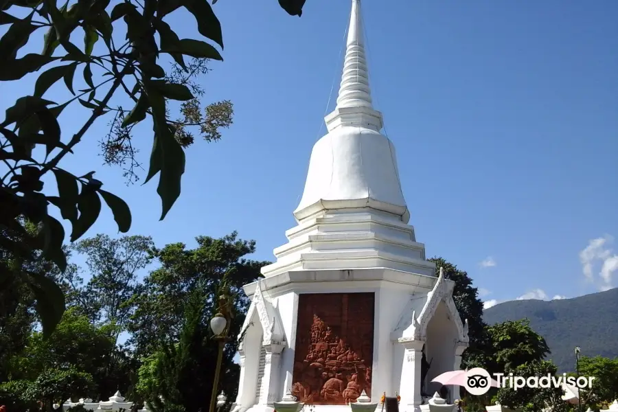 King Naresuan Monument