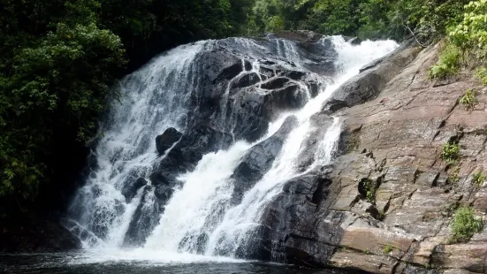 Lankagama Duwili Ella Falls