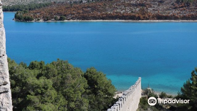 The Wall of Oštrica (Bedem Grebastica)