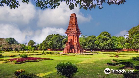 Candi Bajangratu