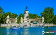 Great Pond of El Retiro