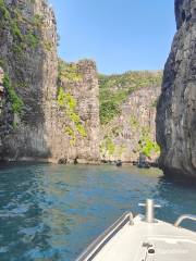 Krabi Boat Rental